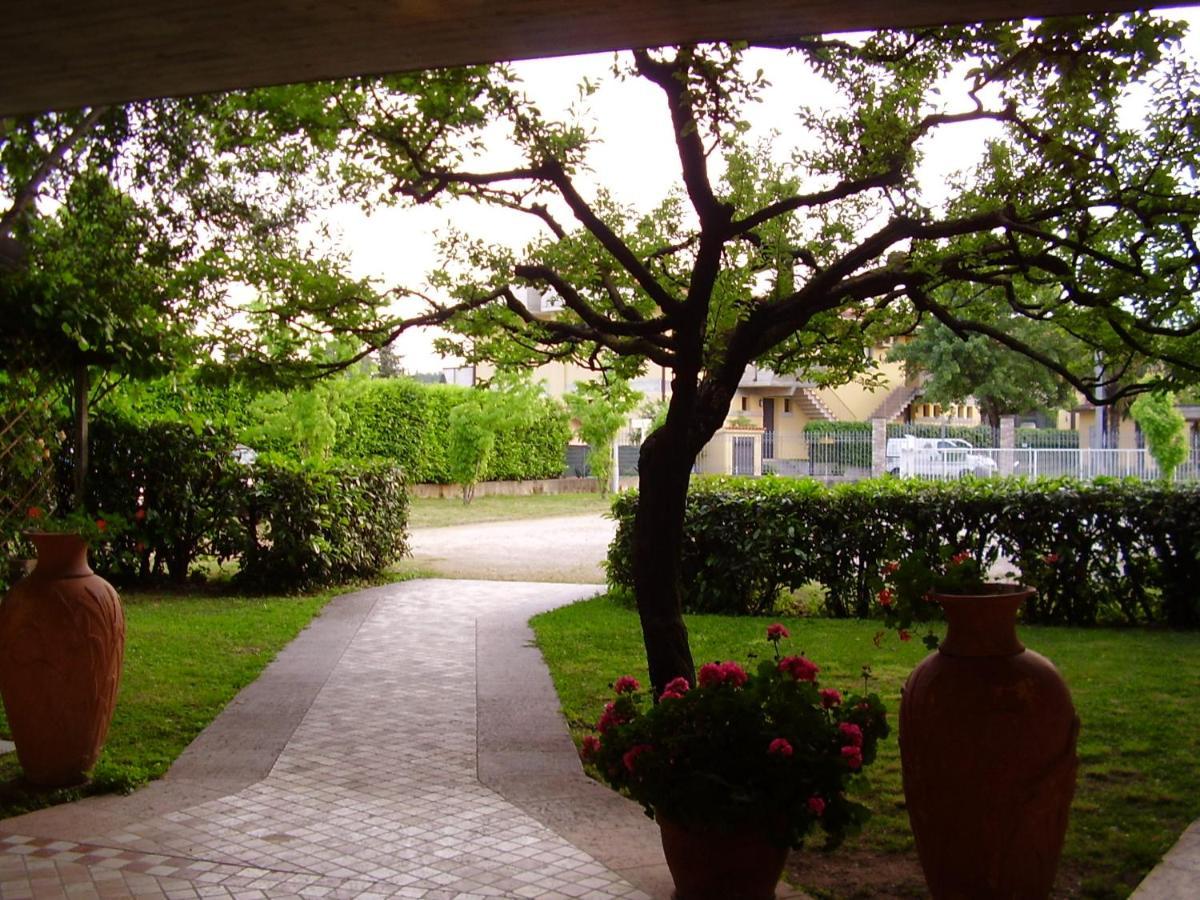 La Romantica Manerba del Garda